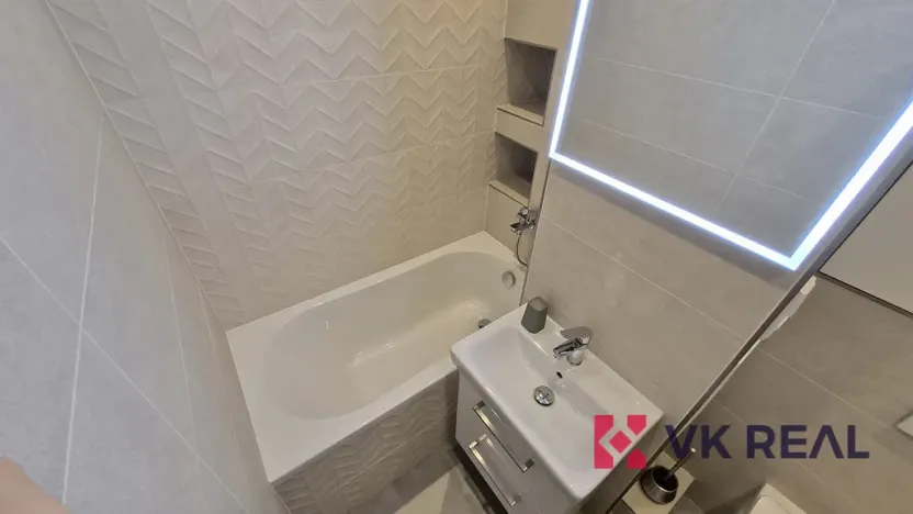 Pronájem bytu 1+kk, Plzeň - Jižní Předměstí, Raisova, 27 m2