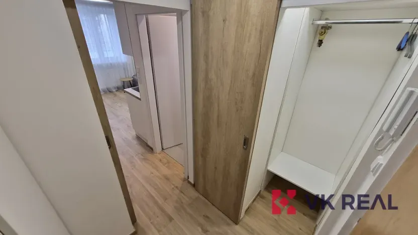 Pronájem bytu 1+kk, Plzeň - Jižní Předměstí, Raisova, 27 m2