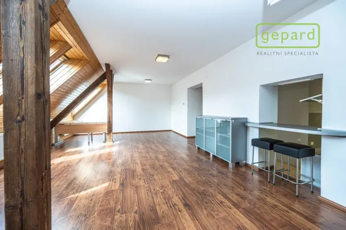 Pronájem bytu 2+kk, Praha, Za poštou, 75 m2