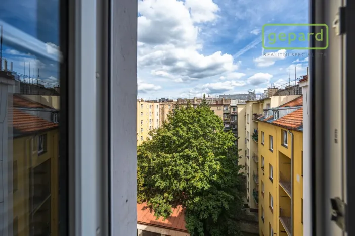 Pronájem bytu 2+kk, Praha, Za poštou, 75 m2