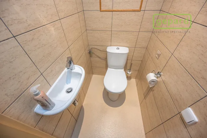 Pronájem bytu 2+kk, Praha, Za poštou, 75 m2