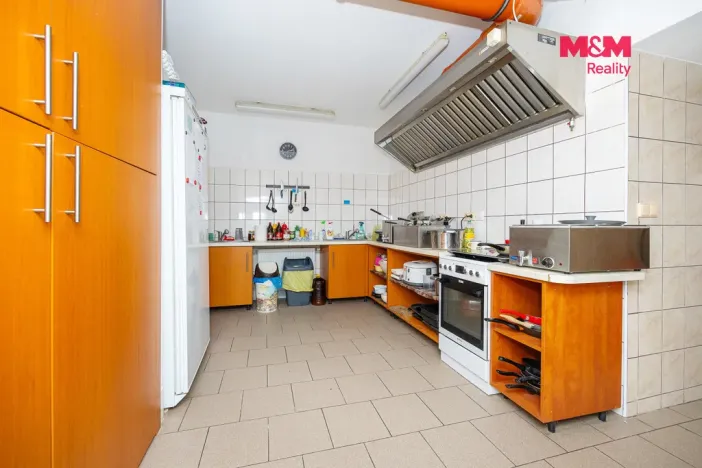 Prodej ubytování, Brandýs nad Orlicí, Husova, 340 m2