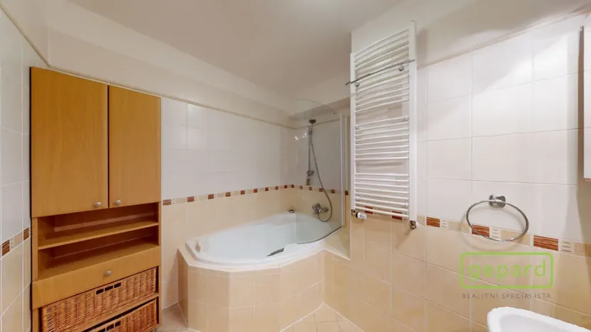 Pronájem bytu 3+kk, Praha, Nad Okrouhlíkem, 75 m2