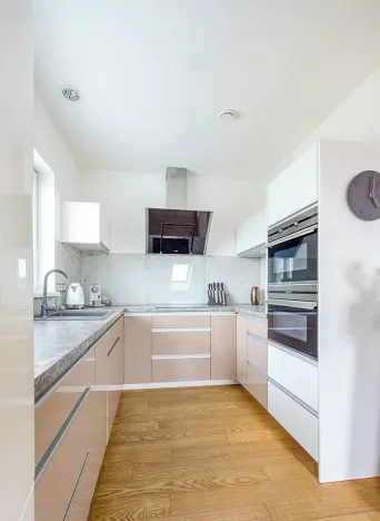 Pronájem bytu 3+kk, Praha - Vršovice, Bělocerkevská, 80 m2