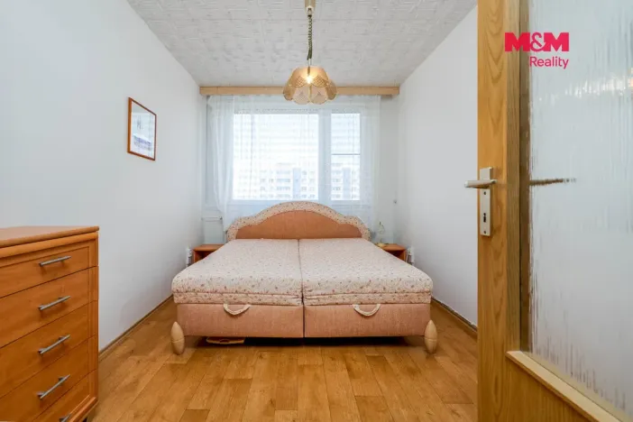Pronájem bytu 2+kk, Praha, Pšenčíkova, 42 m2