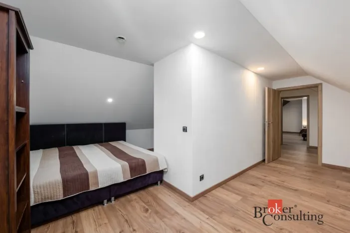 Prodej bytu 4+kk, Plzeň - Lobzy, Lobezská, 120 m2
