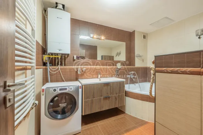 Prodej bytu 4+kk, Praha - Karlín, Sokolovská, 88 m2