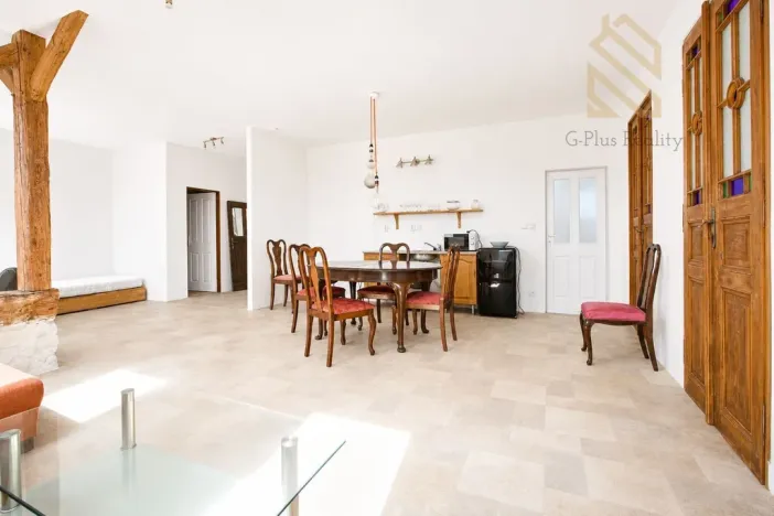 Pronájem kanceláře, Černiv, 100 m2