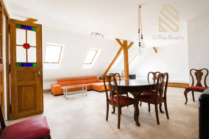 Pronájem kanceláře, Černiv, 100 m2