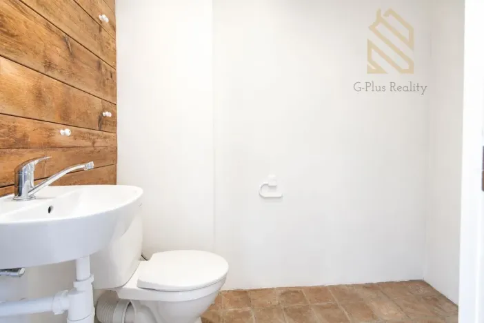 Pronájem kanceláře, Černiv, 100 m2