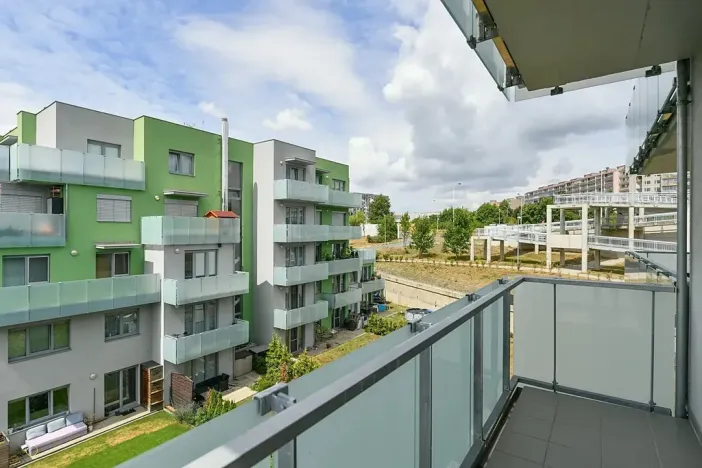 Pronájem bytu 1+kk, Praha - Řeporyje, Kakosova, 42 m2