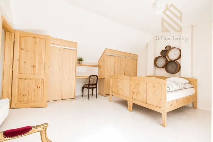 Pronájem bytu 3+1, Černiv, 110 m2