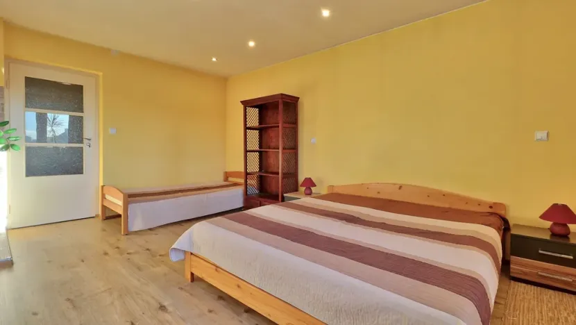 Pronájem bytu 2+kk, Olomouc - Nové Sady, Valdenská, 73 m2