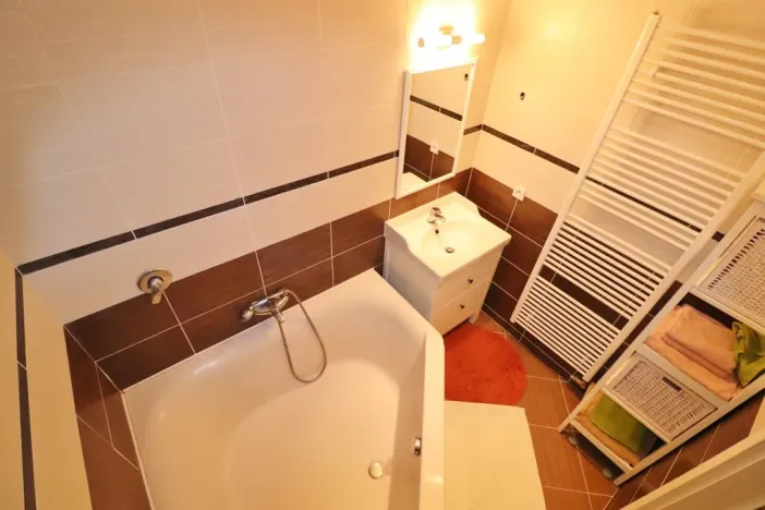Pronájem bytu 2+kk, Olomouc - Nové Sady, Valdenská, 73 m2