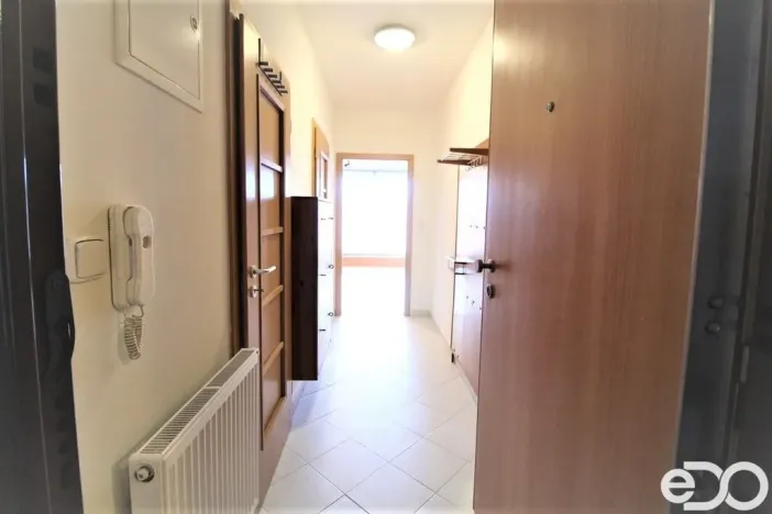 Pronájem bytu 1+kk, Praha - Holešovice, Osadní, 33 m2