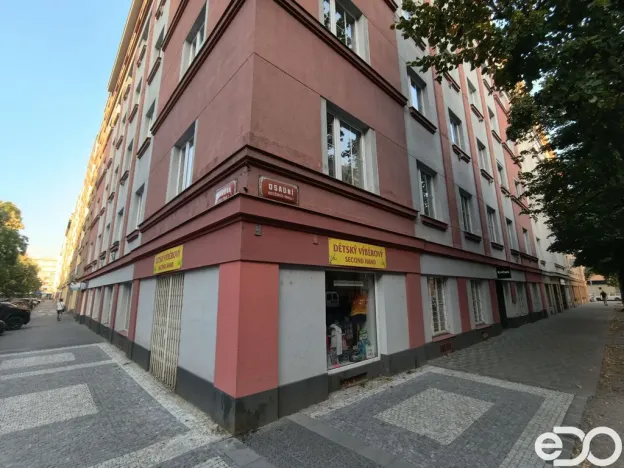 Pronájem bytu 1+kk, Praha - Holešovice, Osadní, 33 m2