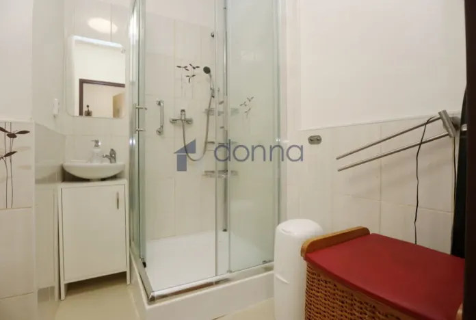 Pronájem bytu 2+kk, Praha, Ciolkovského, 41 m2