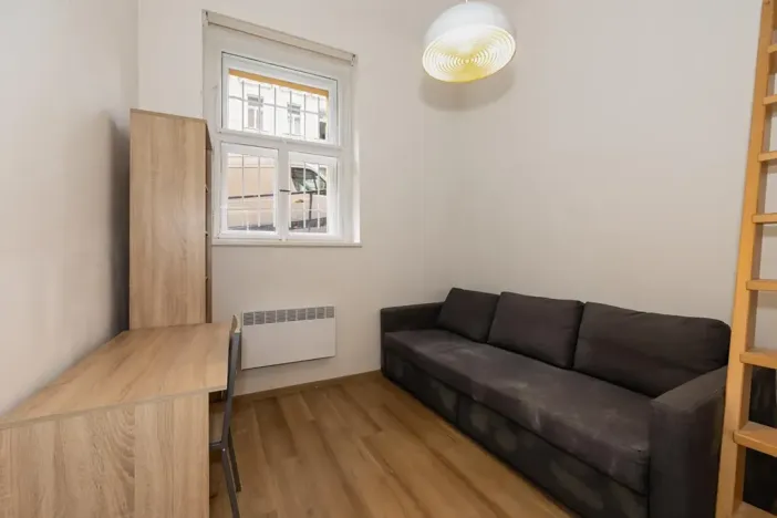 Pronájem komerční nemovitosti, Praha - Smíchov, Grafická, 29 m2