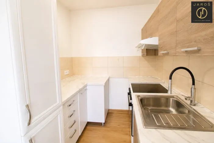 Pronájem bytu 2+kk, Kladno, Americká, 40 m2