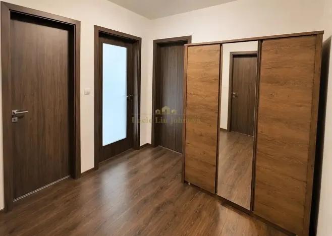 Prodej bytu 2+kk, Praha - Horní Měcholupy, Veronské nám., 45 m2