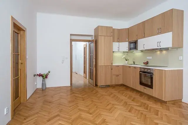 Pronájem bytu 2+kk, Praha - Vinohrady, Vinohradská, 50 m2