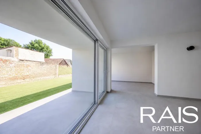 Prodej vícegeneračního domu, Holasice, Václavská, 200 m2