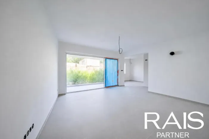Prodej vícegeneračního domu, Holasice, Václavská, 200 m2