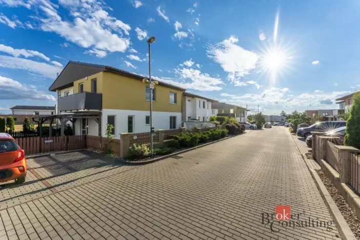 Prodej bytu 2+kk, Lavičky, 62 m2