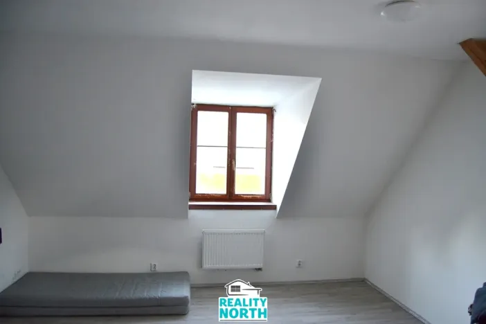 Prodej bytu 2+kk, Hejnice, Klášterní, 49 m2