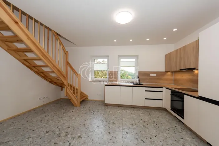 Prodej bytu 2+kk, Žacléř, Ml. horníků, 62 m2