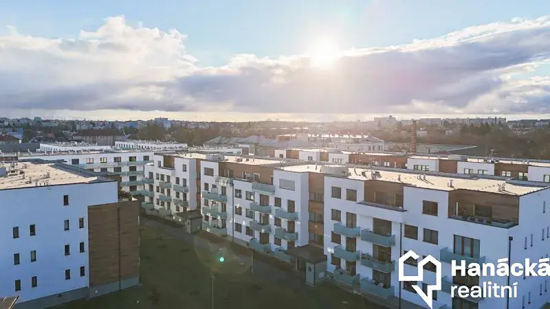Pronájem bytu 2+kk, Olomouc, Třída Jiřího Pelikána, 52 m2