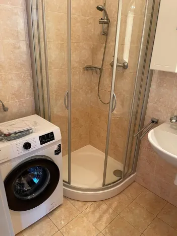 Pronájem bytu 1+1, Praha - Vinohrady, Koperníkova, 46 m2