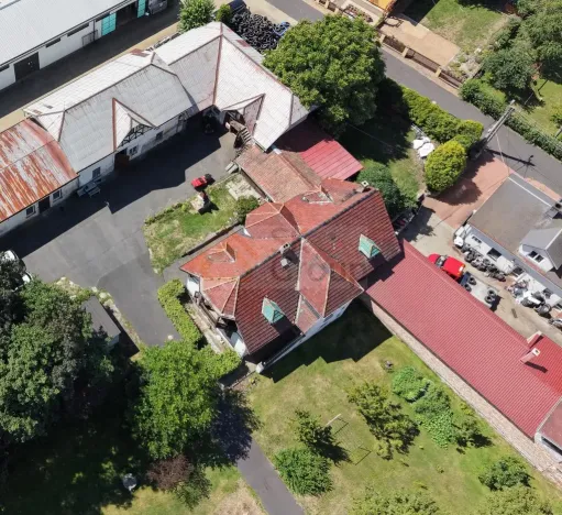 Prodej rodinného domu, Jenišov, 700 m2