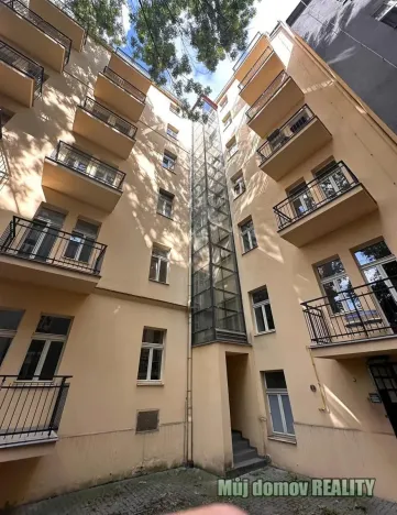 Pronájem bytu 2+kk, Praha - Smíchov, Kotevní, 50 m2