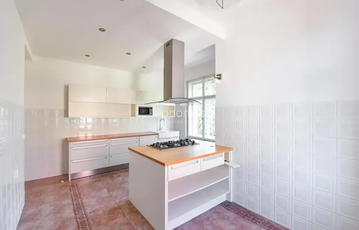 Pronájem bytu 4+1, Praha - Dejvice, Šárecká, 150 m2