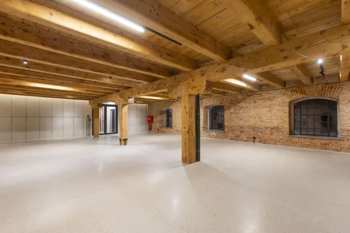 Pronájem kanceláře, Dašice, Štenclova, 142 m2