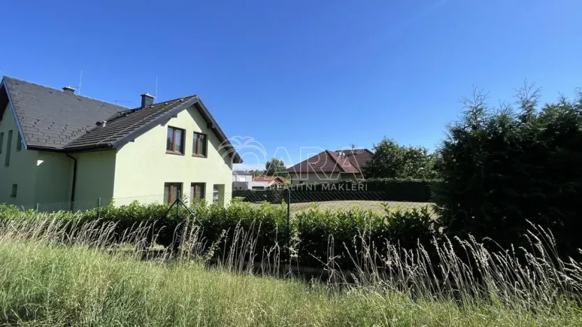Prodej pozemku pro bydlení, Hradešín, 812 m2