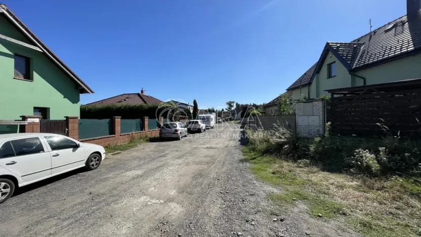 Prodej pozemku pro bydlení, Hradešín, 812 m2