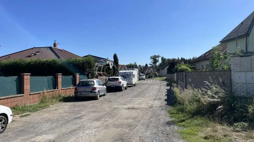 Prodej pozemku pro bydlení, Hradešín, 812 m2