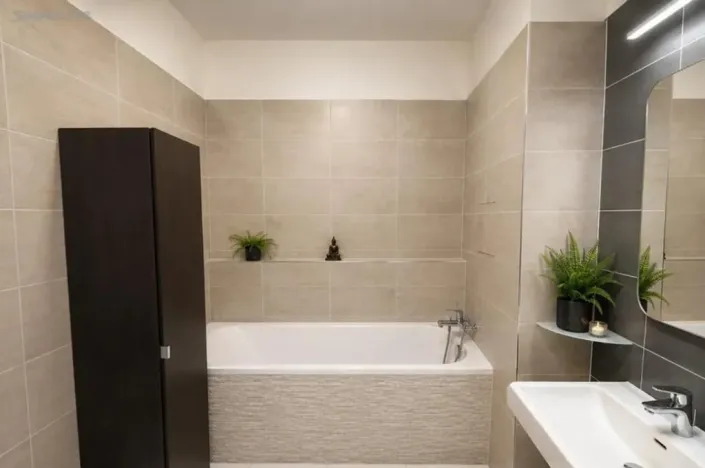 Pronájem bytu 2+kk, Praha - Hostavice, Holenská, 55 m2