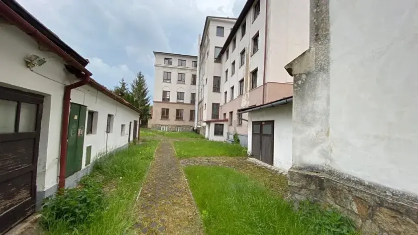 Pronájem komerční nemovitosti, Vidnava, Klášterní, 4169 m2