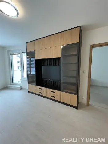Pronájem bytu 2+kk, Praha - Stodůlky, Ferrariho, 60 m2