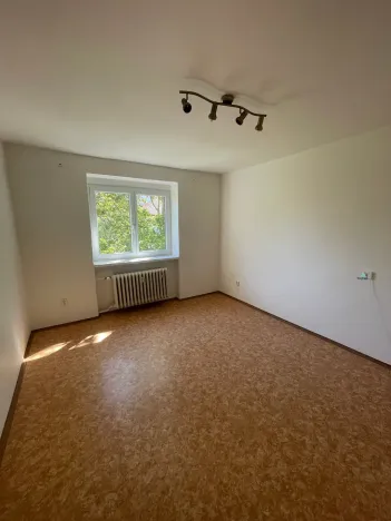 Pronájem bytu 1+1, Neratovice, Školní, 31 m2