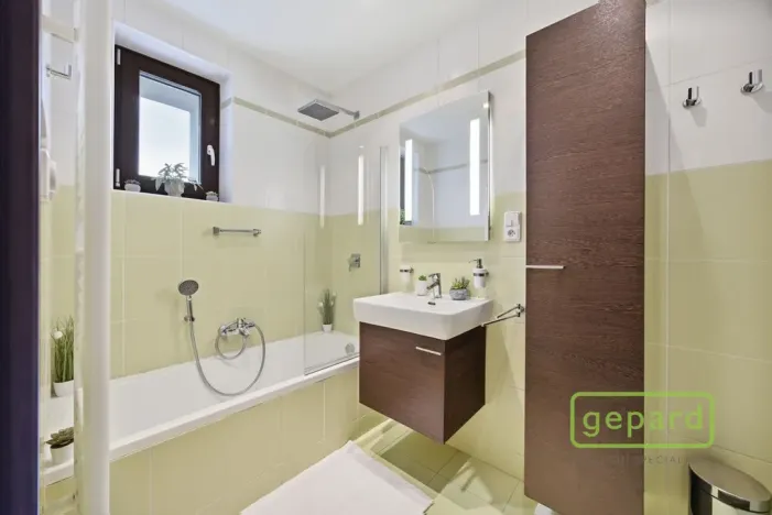 Prodej bytu 4+kk, Mníšek pod Brdy, Rymáňská, 102 m2
