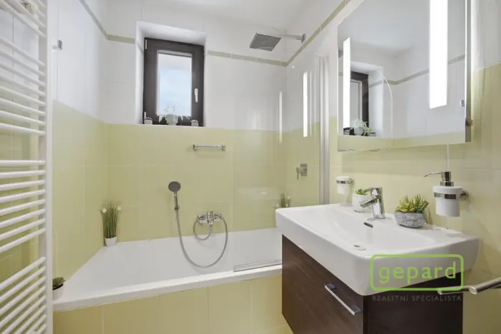 Prodej bytu 4+kk, Mníšek pod Brdy, Rymáňská, 102 m2