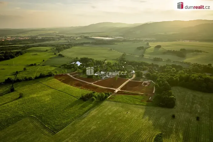 Prodej pozemku pro bydlení, Ostrov, 962 m2