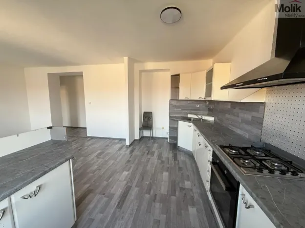 Prodej bytu 3+kk, Most, tř. Budovatelů, 74 m2