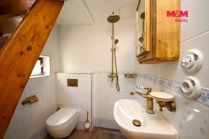Pronájem chaty, Jenišovice, 77 m2