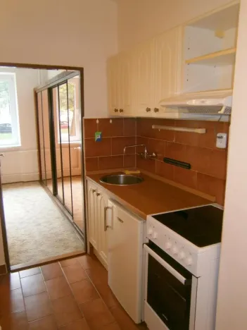 Pronájem bytu 1+kk, Praha - Libeň, Kašparovo náměstí, 30 m2