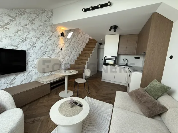 Pronájem bytu 1+kk, Hradec Králové, Eliščino nábřeží, 35 m2
